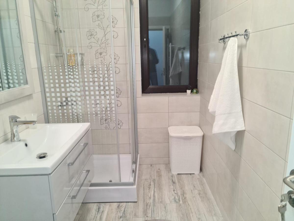 Apartament David Râmnicu Vâlcea Екстериор снимка