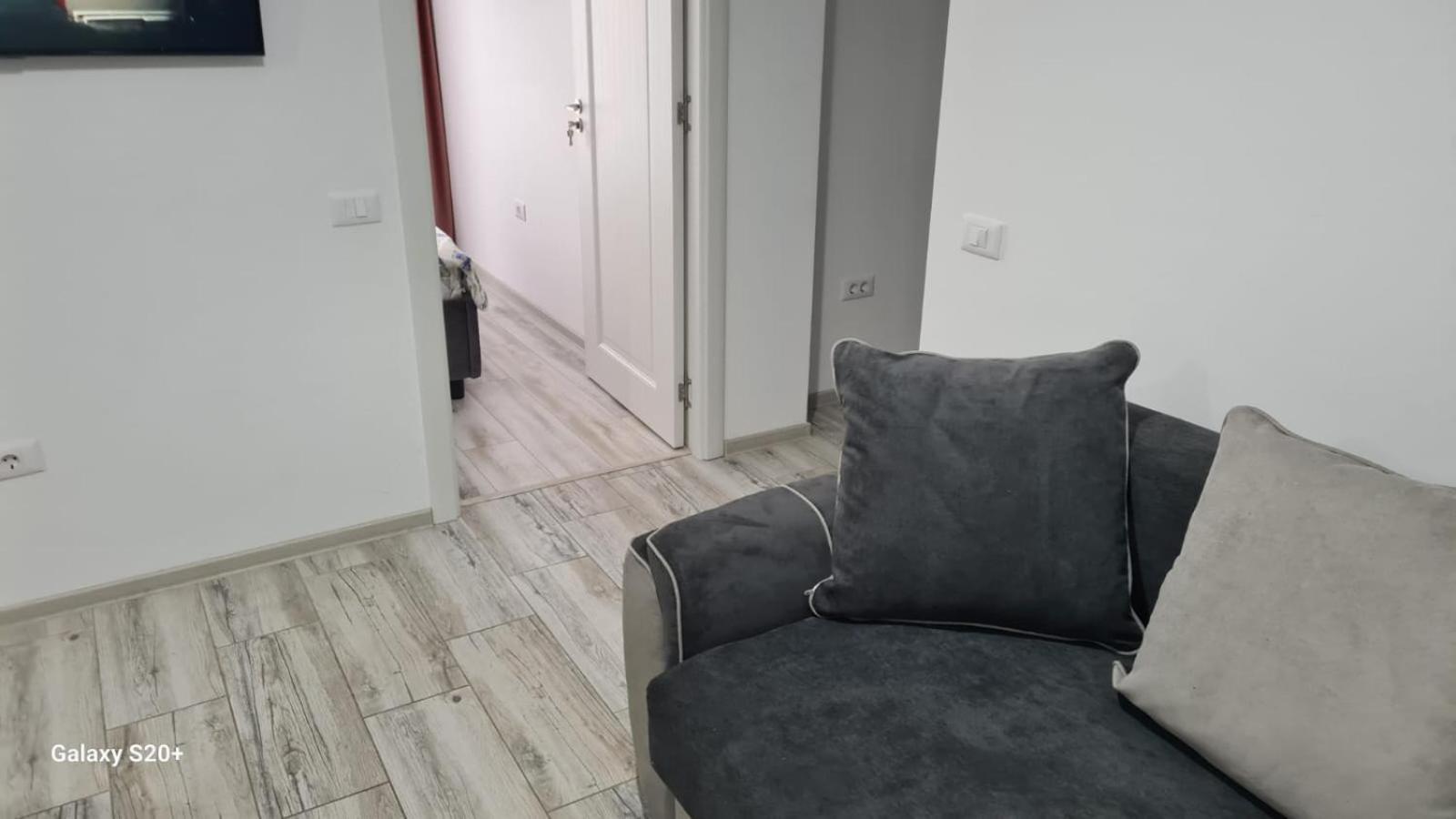Apartament David Râmnicu Vâlcea Екстериор снимка